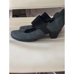 Arche France Gray Suede Leather Elastic Mary Jane Block Heel Shoes Size 37. US 6